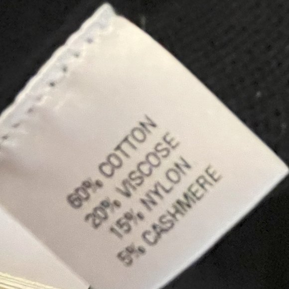 Black Crop Top - Picture 9 of 9